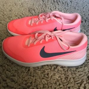 Nike Flex Experience RN 7